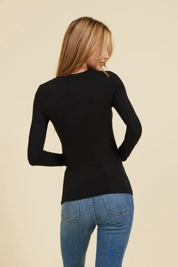 Majestic Long Sleeve Viscose V-Neck Tee in Noir