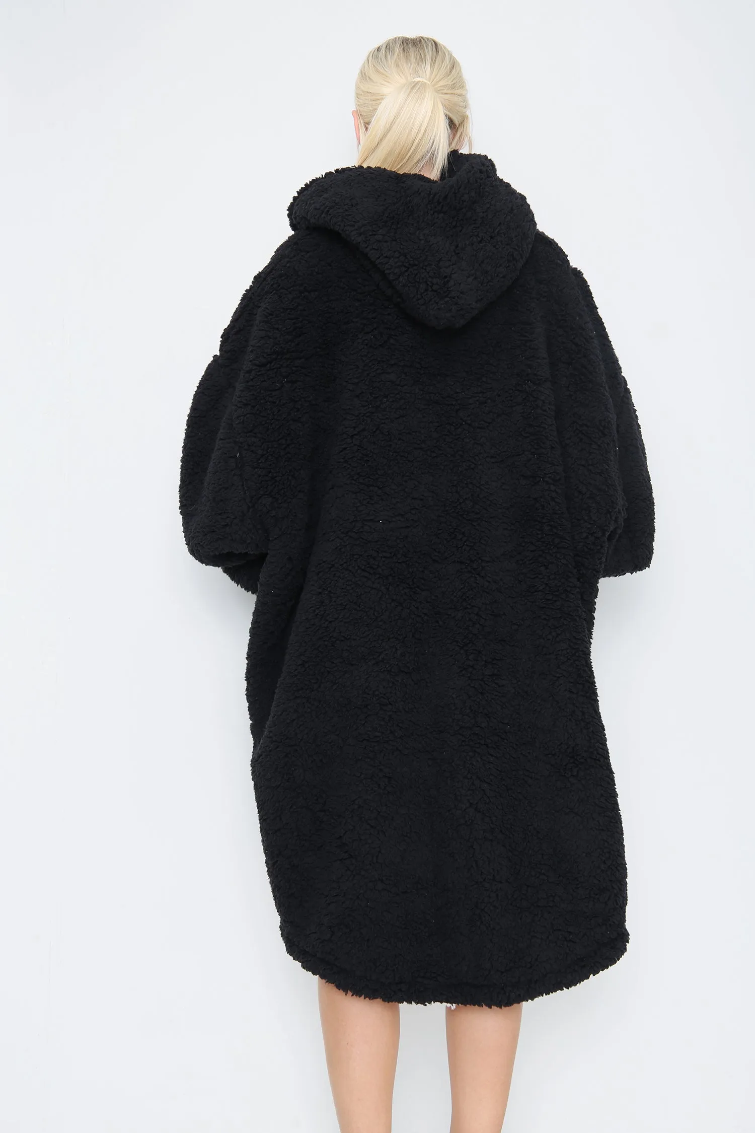 Teddy Hooded Blanket Charcoal