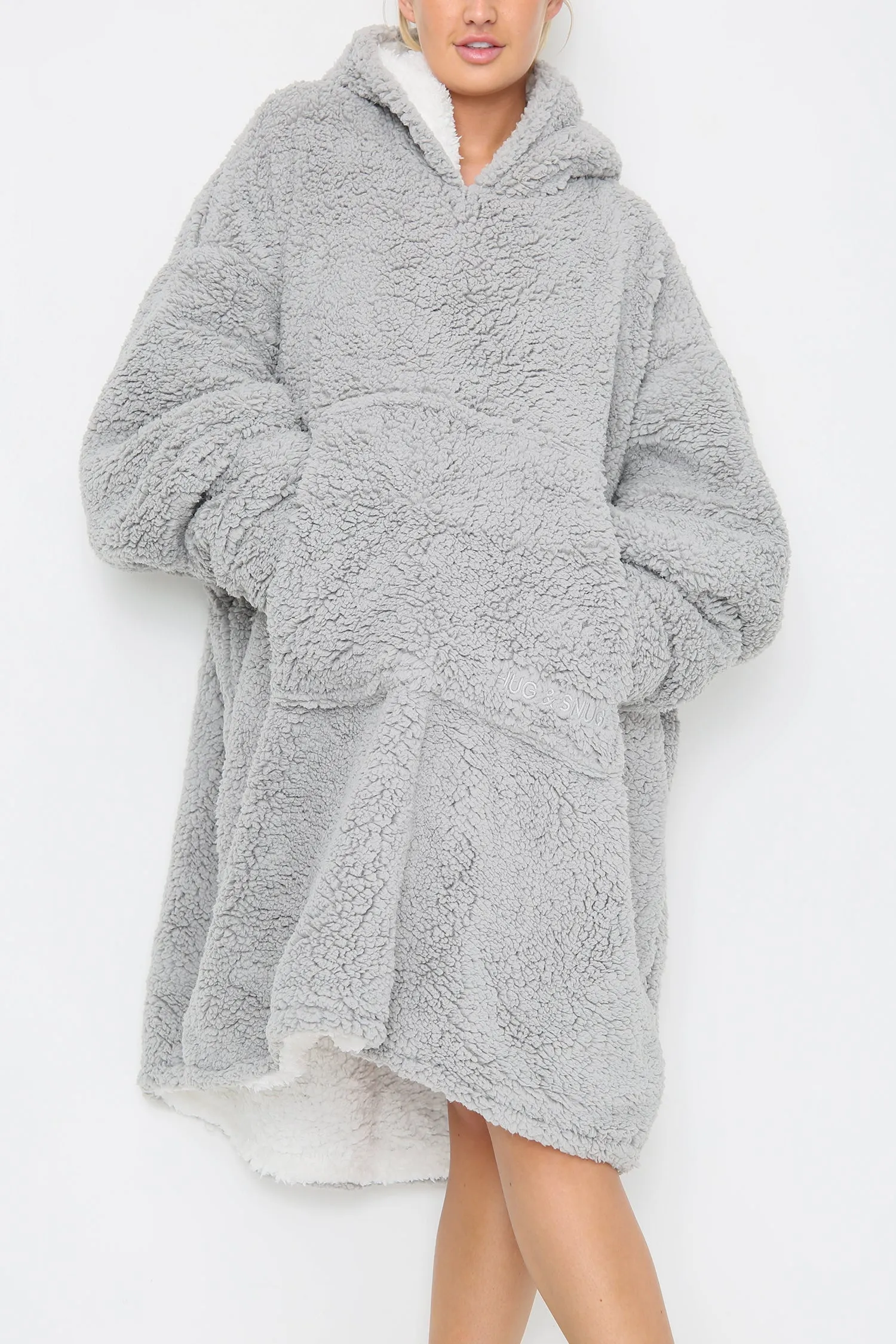 Teddy Hooded Blanket Charcoal